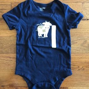 Baby Gap 18-24 m Onesie with Cow Graphic